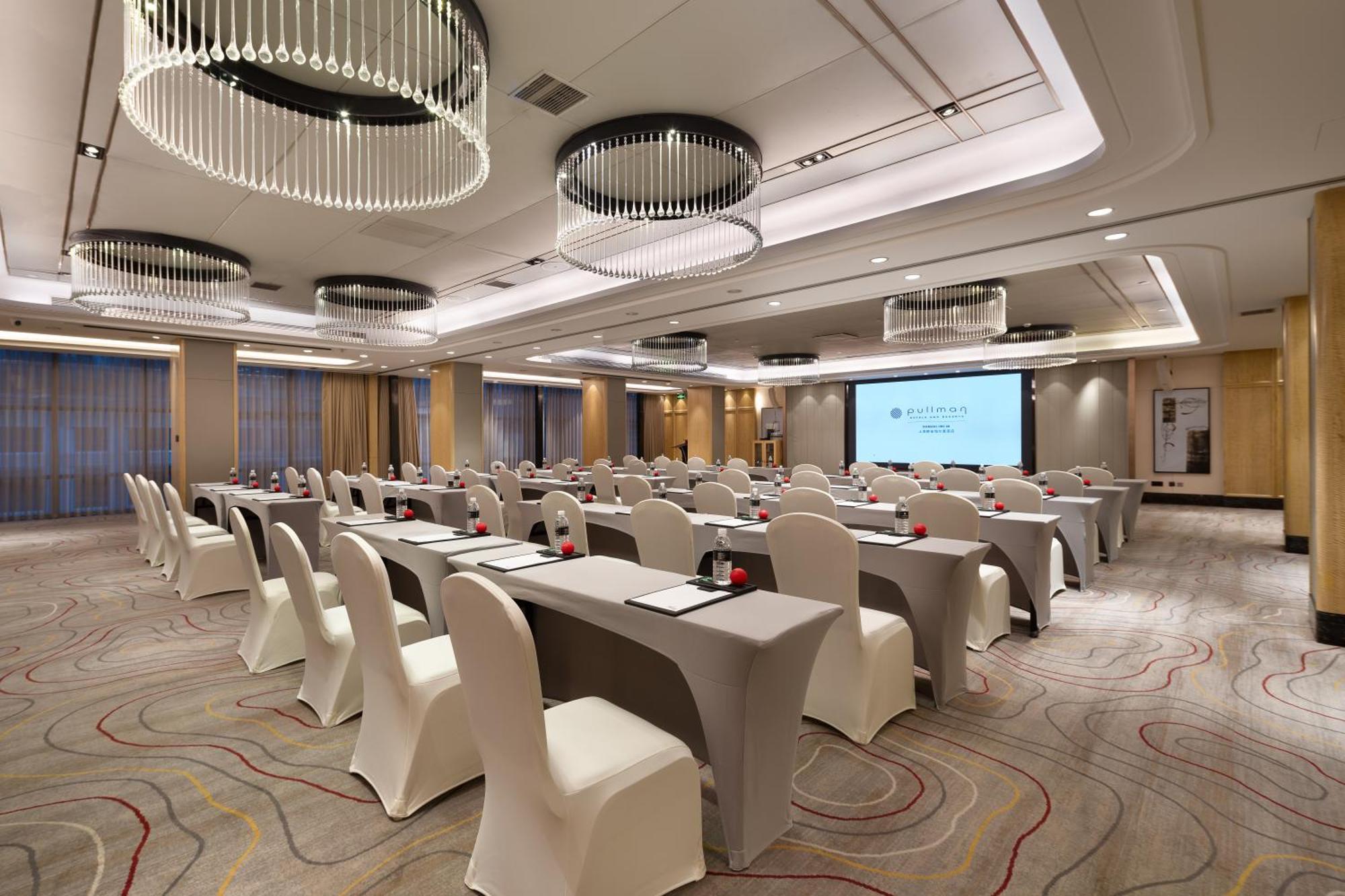 Pullman Jingan Shanghai