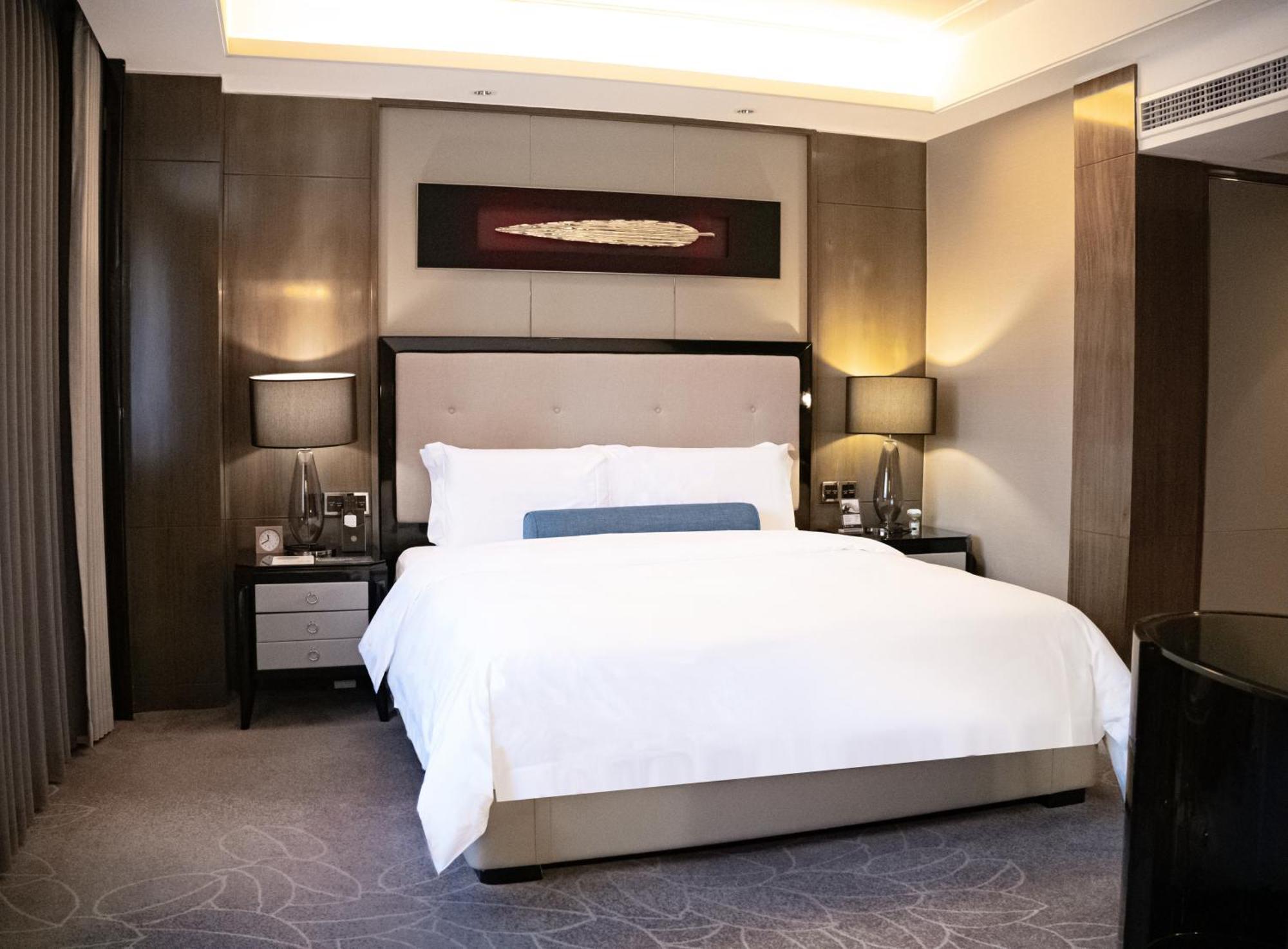 Khách sạn Pullman Jingan 5*