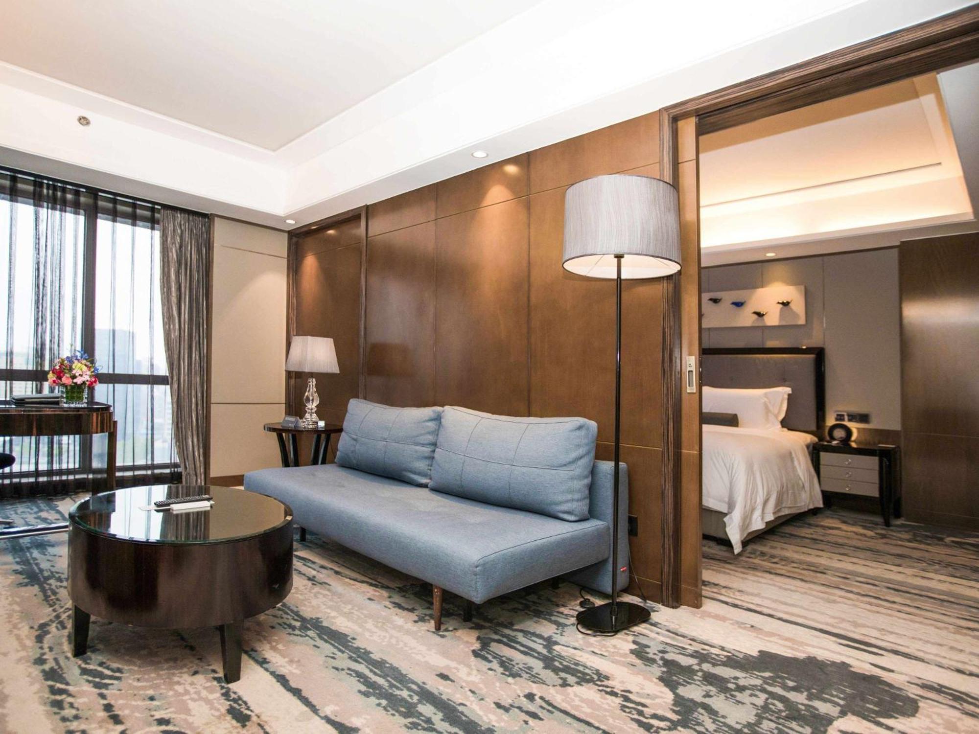 Pullman Jingan Khách sạn