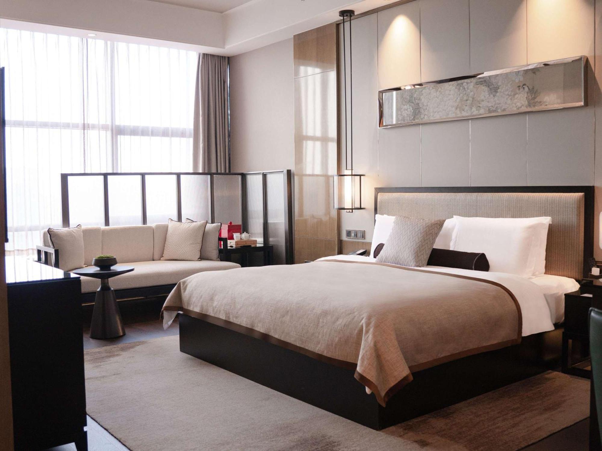Pullman Jingan Khách sạn 5*