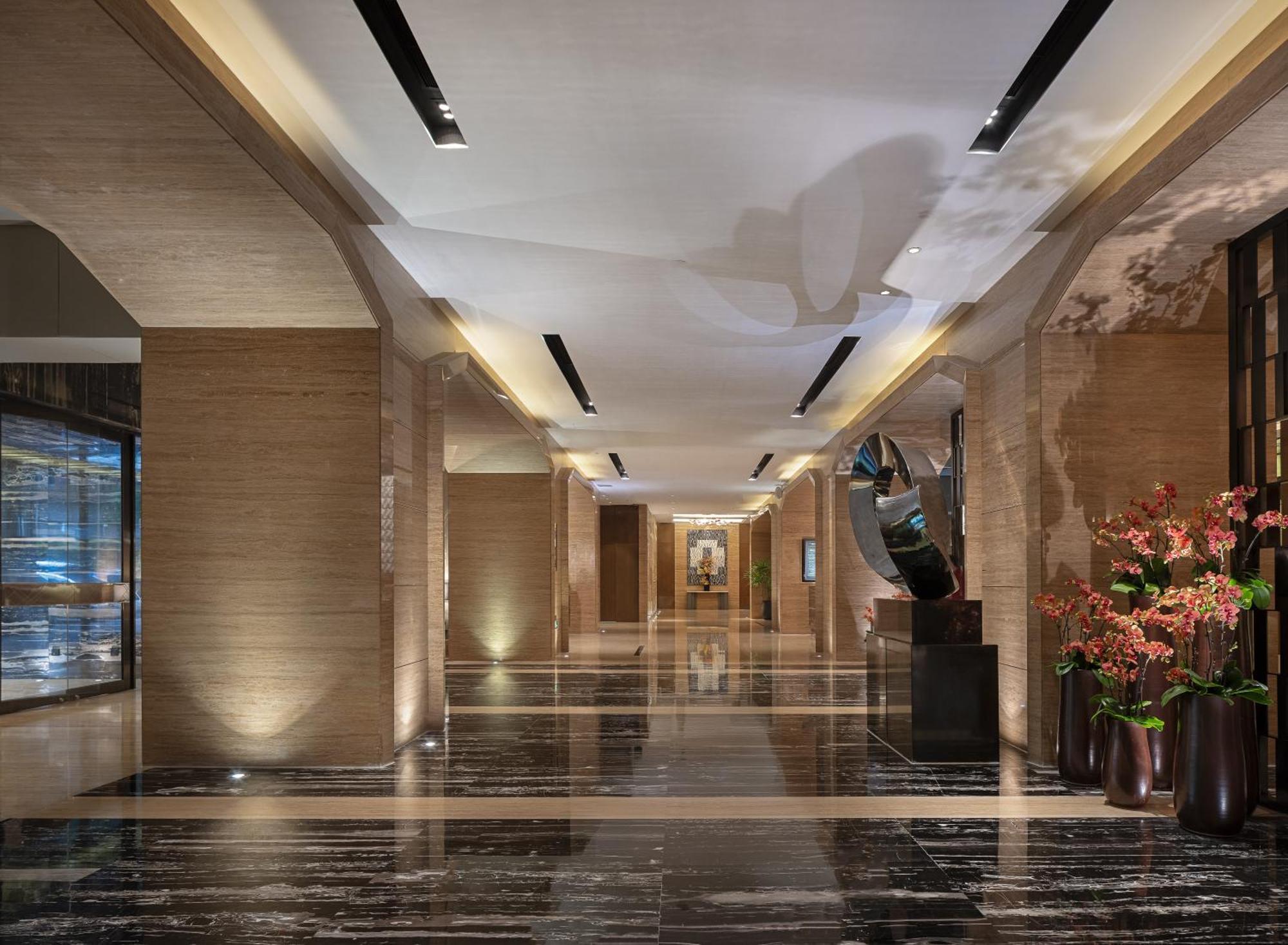 Pullman Jingan 5*